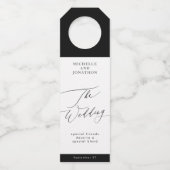 Eenvoudig zwart-wit modern calligrafie-huwelijk flessenhanger (Voorkant)