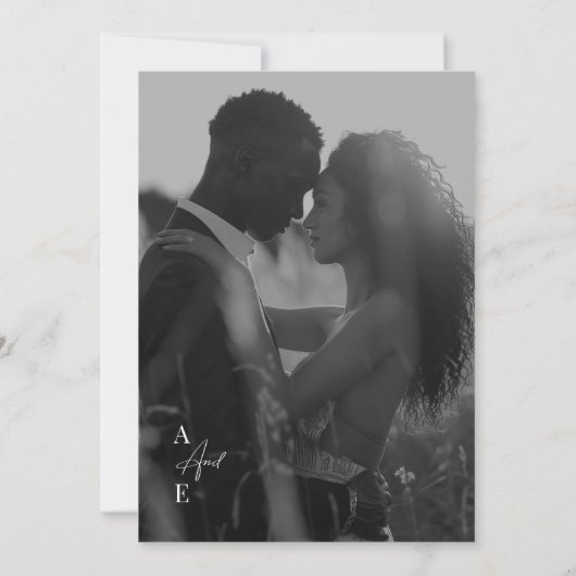 Eenvoudig Zwart Wit Moderne Foto Bruiloft Kaart (Achterkant)
