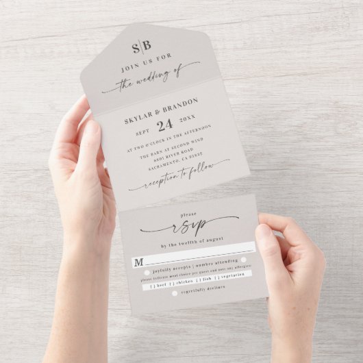 Eenvoudig zwart-wit monogram en Script Ivory All In One Uitnodiging (Afscheurbaar)