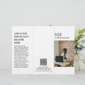 Eenvoudig zwart-wit monogram moderne brochure (Staand voorkant)