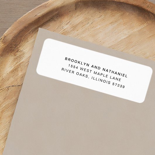 Eenvoudig zwart-wit retourneringslabel etiket