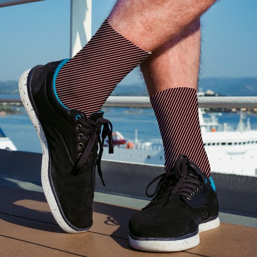 Eenvoudig zwart-wit-rood strepenpatroon abstracte  sokken