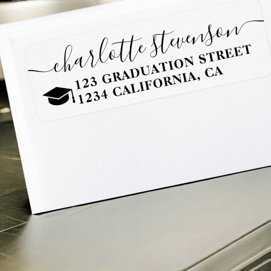 Eenvoudig zwart wit script mailing afstuderen etiket