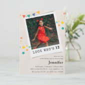 Eenvoudige 12e verjaardag uitnodigingen Meisje Fot (Staand voorkant)