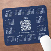 Eenvoudige 2026 Kalender Business QR Code op Navy  Muismat