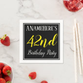 Eenvoudige, 42e verjaardag met aangepaste naam servet (Insitu)