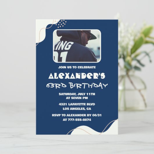 Eenvoudige 63e verjaardagsuitnodigingen Mannen Pho Kaart (Staand voorkant)