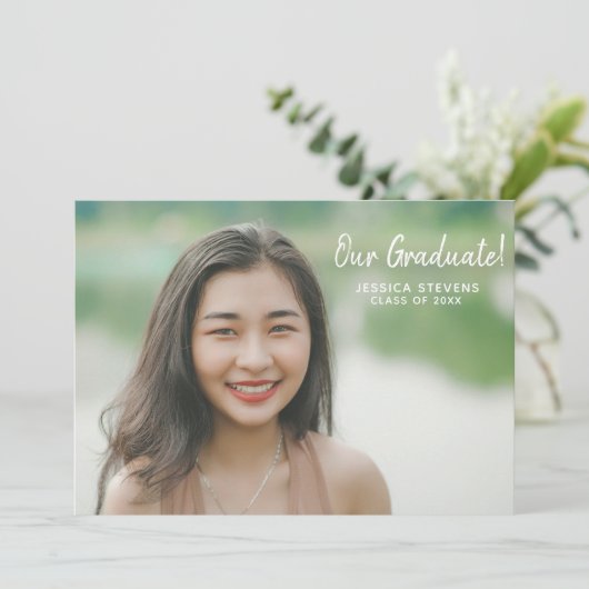 Eenvoudige Afstuderen bedekking 2 Aangepast Afstud Aankondiging (Staand voorkant)