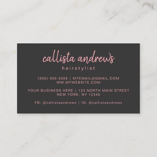 Eenvoudige Artsy Zwart Roze Typografie Haarstylist Visitekaartje (Achterkant)