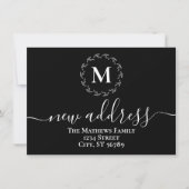 Eenvoudige B&W botanische krans monogram nieuwe ad Aankondiging (Voorkant)