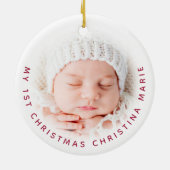 Eenvoudige Baby 1e kerstfoto Red Typografie Keramisch Ornament (Achterkant)