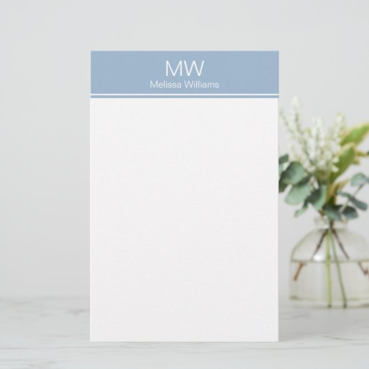 Eenvoudige Baby Blauwe en Witte Naam met Monogram Briefpapier (Staand voorkant)
