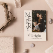 Eenvoudige Beige Merry Typography Wildflower Chris Feestdagenkaart