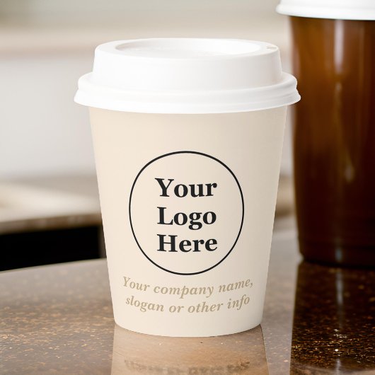 Eenvoudige beige minimalist papieren bekers