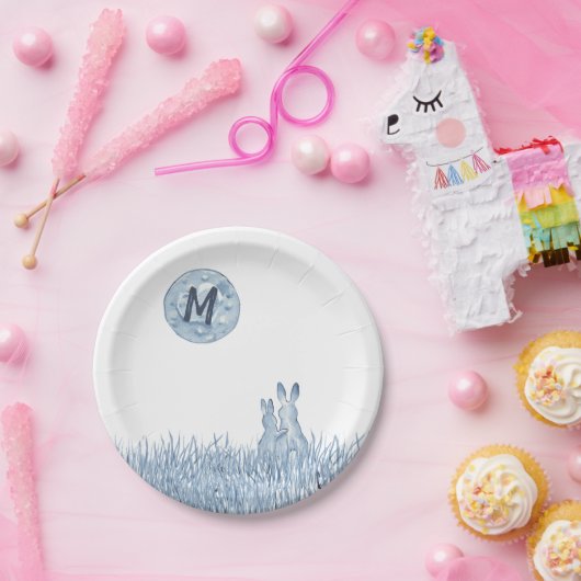 Eenvoudige blauwe konijnen, maan monogram aangepas papieren bordje (Feest)