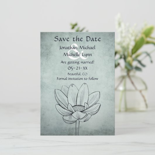 Eenvoudige Blauwgroen Lotus Flower Dusty Blue Wedd Save The Date (Staand voorkant)