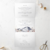 Eenvoudige Bloemige Berg Foto Trouw Alles In Eén Drieluik Uitnodiging (Binnen)