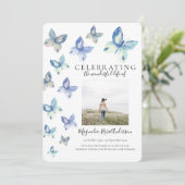 Eenvoudige Blue Butterfly-begrafenisuitnodiging Kaart (Staand voorkant)