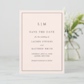 Eenvoudige Blush Roze Monogram Elegante Trouw Save The Date (Staand voorkant)