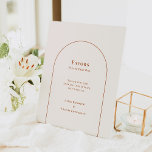 Eenvoudige Boho Arch Ivory Wedding Favors Reclamebord Met Voetstuk<br><div class="desc">Dit Simple Boho Arch Ivory Wedding Favors Pedestal Sign-ontwerp is voorzien van een geavanceerd gedempt palet van neutraal ivoor, gekoppeld aan prachtige mix en luciferopties van roestterracotta, sage green en plum. De onderverklaarde elegantie van eenvoudige typografie en zachte bogen creëer een verzachtend en gepolijst estheticum met een klassieke, minimalistische stijl....</div>