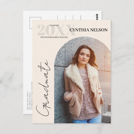 Eenvoudige boog foto beige Afstuderen aankondiging Briefkaart (Voorkant / Achterkant)