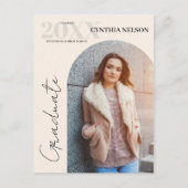 Eenvoudige boog foto beige Afstuderen aankondiging Briefkaart (Voorkant)