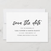Eenvoudige Borstel Script Foto Moderne Bruiloft Save The Date (Achterkant)