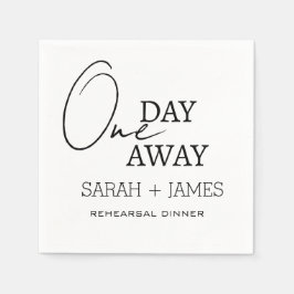 Eenvoudige bruiloft een dag weg repetitie diner servet