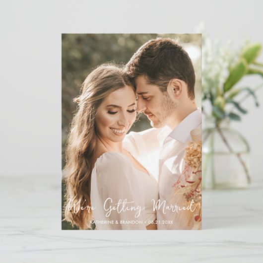 Eenvoudige bruiloft We gaan trouwen Foto Kaart (Staand voorkant)