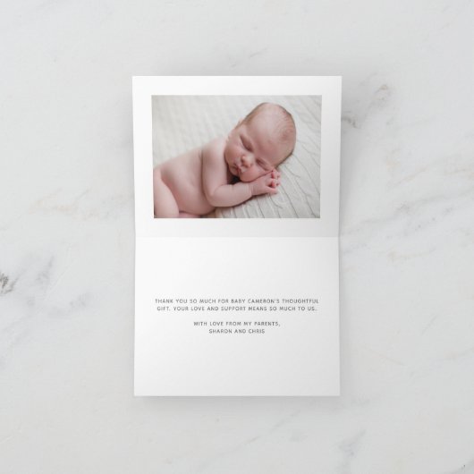 Eenvoudige Chic Baby Photo White Script Overlay Bedankkaart (Binnen)