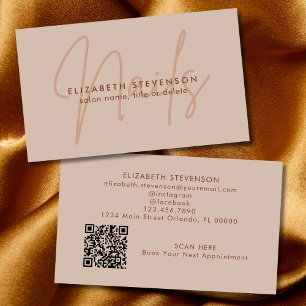 Eenvoudige Chocolate Brown Script Nail Artist QR C Visitekaartje
