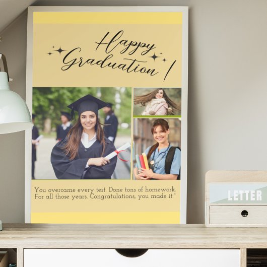 Eenvoudige Classic Yellow Paper Happy Afstuderen D Poster