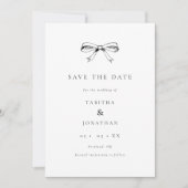 Eenvoudige Coquette Bow Zwart & Wit Fotobruiloft Save The Date (Voorkant)