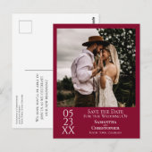 Eenvoudige Cranberry Rode Bruiloft Save the Date F Briefkaart (Voorkant / Achterkant)