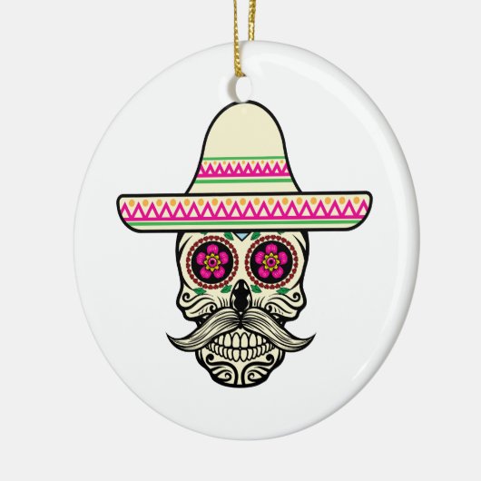 Eenvoudige Dia de Muertos schedel met Pet | Kerami Keramisch Ornament (Links)