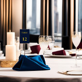 Eenvoudige donkerblauwe en gouden tafelnummers - E