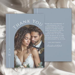 Eenvoudige Dusty Blue Monogram Trouwfoto Dank u Bedankkaart