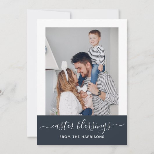 Eenvoudige e-legant Navy Script Family Photo Easte Feestdagenkaart (Voorkant)