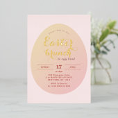 Eenvoudige Easter Brunch Egg Hunt Soft Pink Folie Uitnodiging (Staand Voorkant)