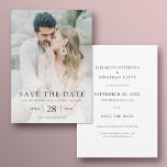 Eenvoudige Elegant Aangepaste Fotobruiloft bespaar Save The Date<br><div class="desc">Deze eenvoudige, stijlvolle moderne foto bewaart de trouwkaart met elegante zwarte tekst met een 'SAVE THE DATE'-bericht en ruimte voor uw namen, datum en trouwlocatie eronder. De standaardkaartvorm is standaard scherpe hoeken, maar dit ontwerp ziet er ook geweldig uit met afgeronde hoeken, dus probeer beide looks in bewerkingsmodus en kijk...</div>