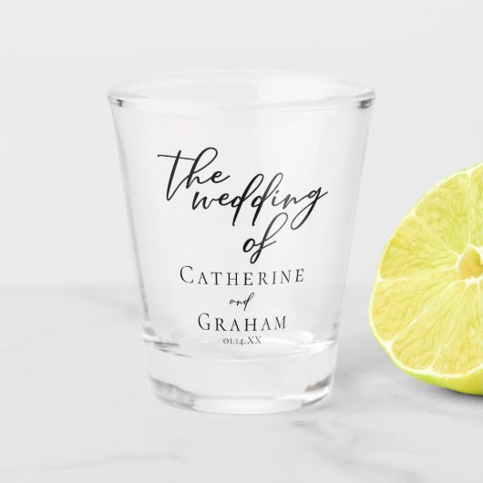 Eenvoudige Elegant Black Typography Custom Wedding Shot Glas (Voorkant)