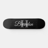 Eenvoudige Elegant Black White Monogram aangepaste Persoonlijk Skateboard (Horizontaal)