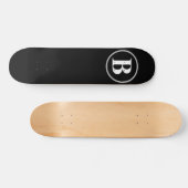 Eenvoudige Elegant Black White Monogram aangepaste Persoonlijk Skateboard (Horizontaal)