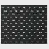 Eenvoudige Elegant Black White Monogrammen Cadeaupapier (Vlak)
