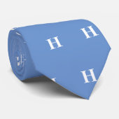 Eenvoudige Elegant Blue White Monogrammen Stropdas (Opgerold)