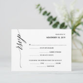 Eenvoudige Elegant Calligraphy RSVP Response Card Informatiekaartje (Staand voorkant)