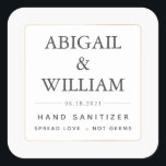 Eenvoudige Elegant Gold Wedding Hand Sanitizer Cov Vierkante Sticker<br><div class="desc">Een eenvoudig en elegant ontwerp met een prachtige gouden rand en klassieke lettertypen. Deze "spread love & not germs" sticker zijn tijdloze keepsakes en kunnen volledig worden aangepast. Gelieve te voelen vrij om me om het even welke verzoeken of vragen van het douaneontwerp te verzenden als u hulp met uw...</div>