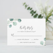 Eenvoudige Elegant Greenery Rustic Eucalyptus Wedd RSVP Kaartje (Staand voorkant)