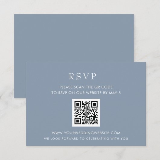 Eenvoudige Elegant Modern Dusty Blue Wedding QR CO RSVP Kaartje (Voorkant / Achterkant)