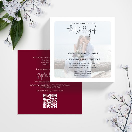 Eenvoudige Elegant Photo Minimal Burgundy QR Code Kaart